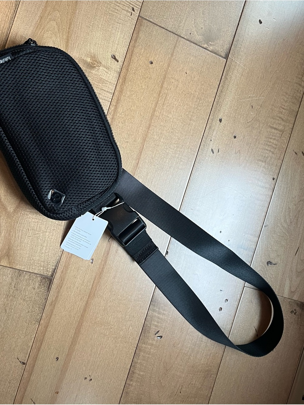 lululemon everywhere Black Mesh belt cross-body Bag NWT